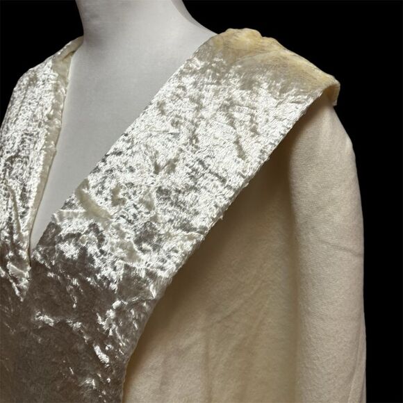 Simonton Says Designed by George Simonton Ivory Cape | Vintage | EUC - Picture 3 of 11